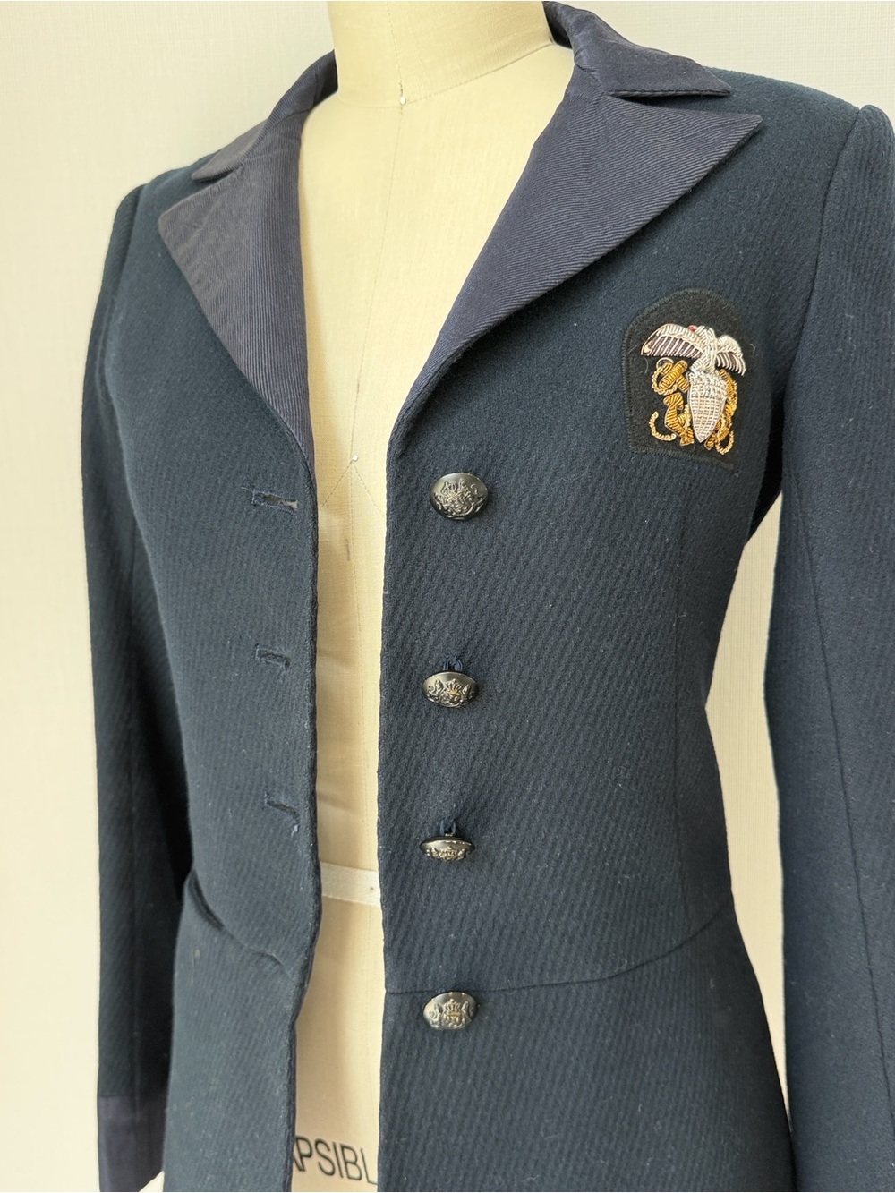 Jill Stuart Collection Navy BlueWomen's Blazer Jacket Embroidered Size 4 vintage